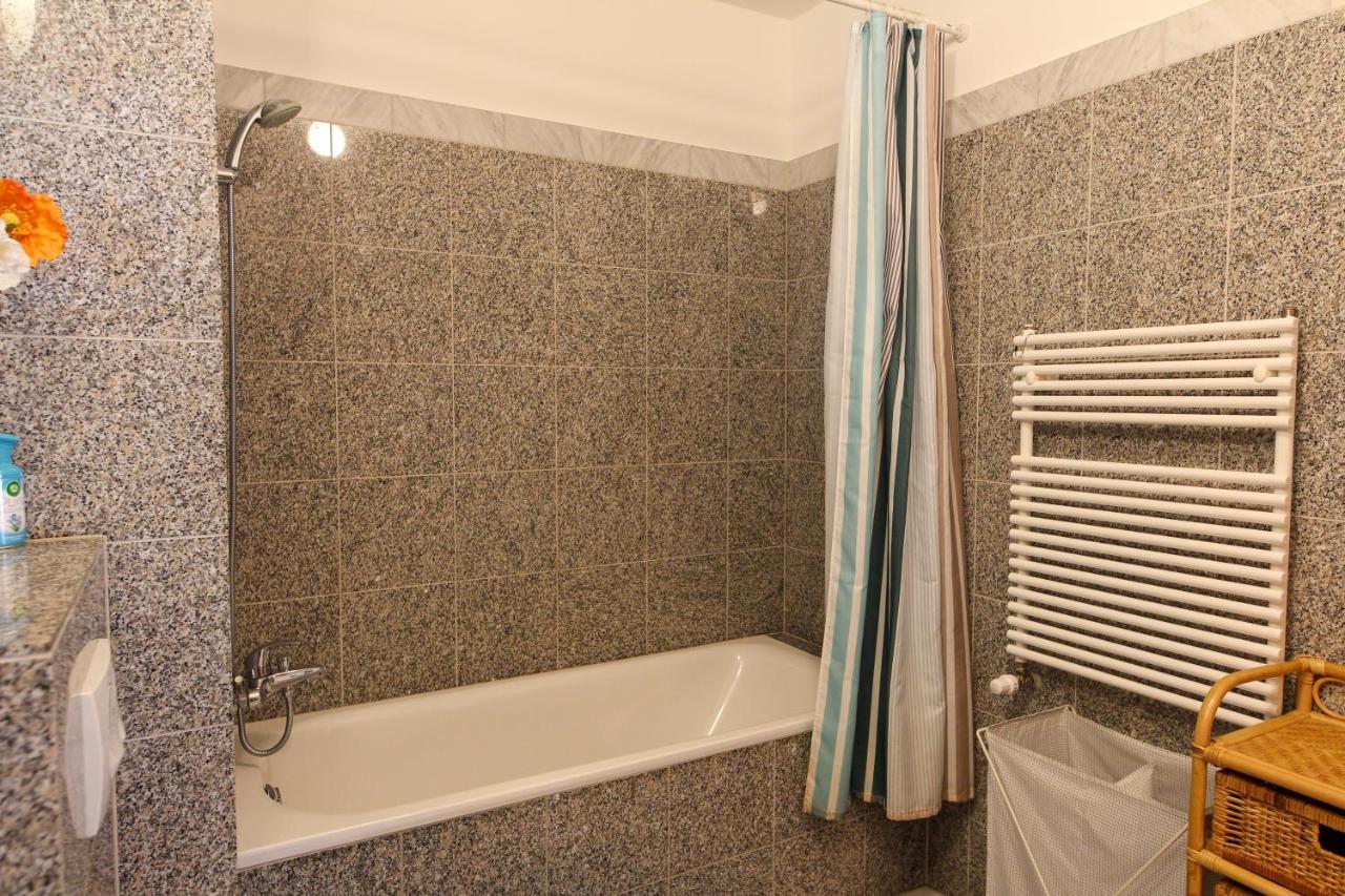 Apartment Artemisia Luxury Balcony